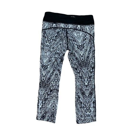 🟣🟣🟣 NIKE Dri Fit Women's Size Small Black White Pull On Stretch Leggings - Picture 2 of 7